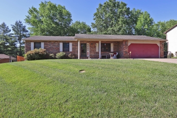 Home for sale in Cape Girardeau MO 4 bedrooms, 3 full baths