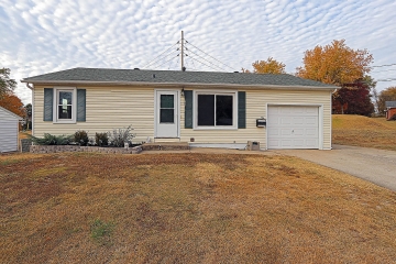 Home for sale in Jackson MO 2 bedrooms, 1 full baths
