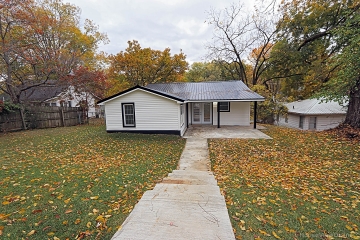 Home for sale in Cape Girardeau MO 3 bedrooms, 3 full baths
