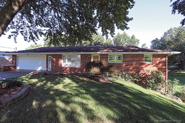 Home for sale in Cape Girardeau MO 3 bedrooms, 2 full baths