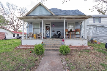 Home for sale in Chaffee MO 3 bedrooms, 2 full baths