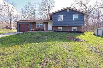 Home for sale in Potosi MO 4 bedrooms, 2 full baths and 1 half baths